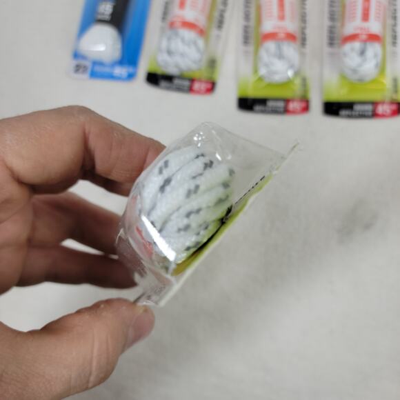 Kiwi Shoe Laces Boots Shoes Boot 45 inch Reflective Sneakers White Athletic Lot - Picture 4 of 5